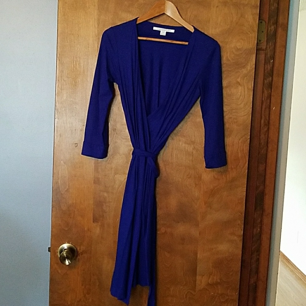 Diane von Furstenberg royal blue wrap dress 10